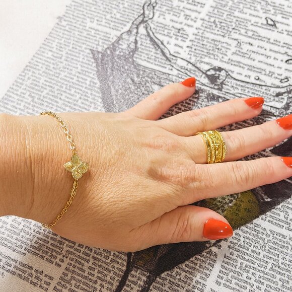 Jewelry - Set of 2 Goldfilled Jewelry pieces: Clover Bracelet and Multi-Layer Band Ring